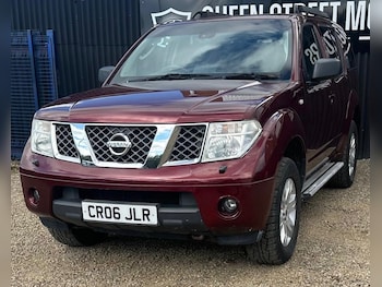 2006 (06) - 2.5 dCi Sport 5dr