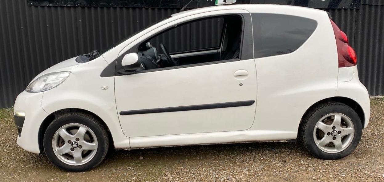 Used Peugeot 107 2014 for sale - 76665938: Photo 13
