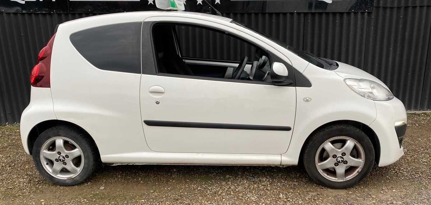 Used Peugeot 107 2014 for sale - 76665938: Photo 15