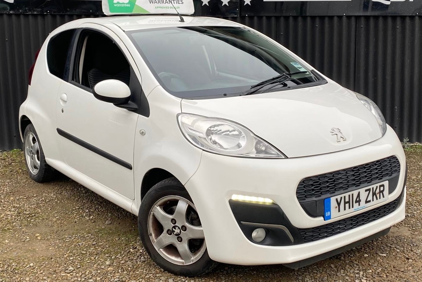 Used Peugeot 107 2014 for sale - 76665938: Photo 3