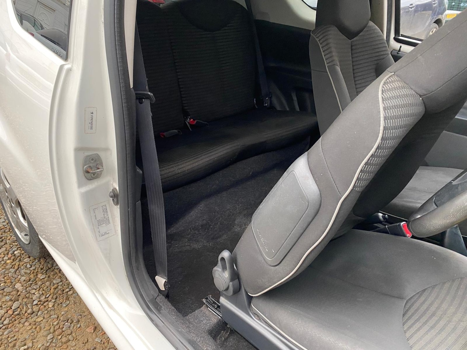 Used Peugeot 107 2014 for sale - 76665938: Photo 5