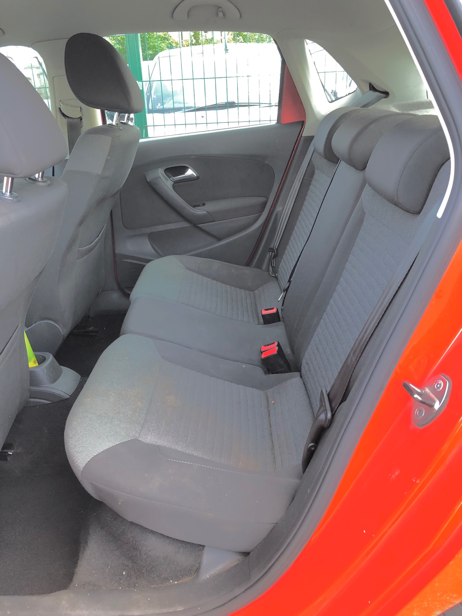 Used Volkswagen Polo 2010 for sale - 76583279: Photo 8