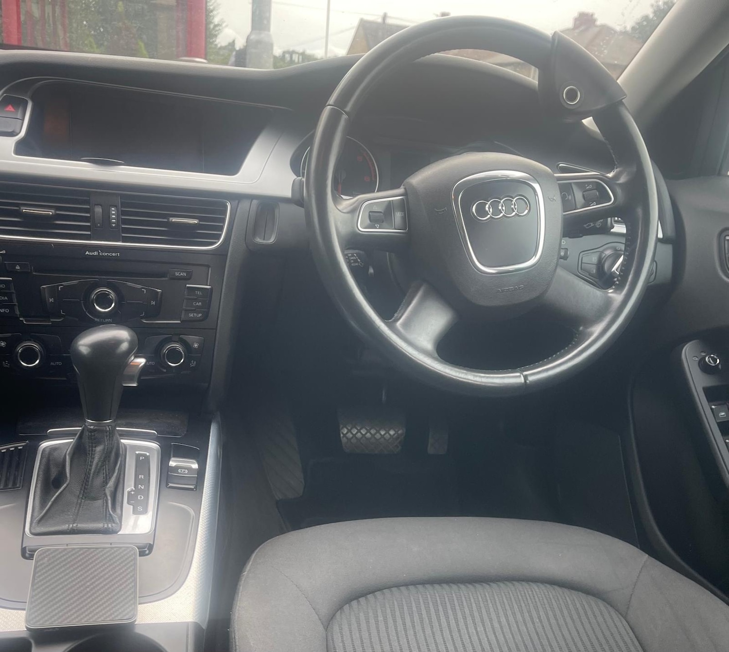 Used Audi A4 2010 for sale - 76505279: Photo 9