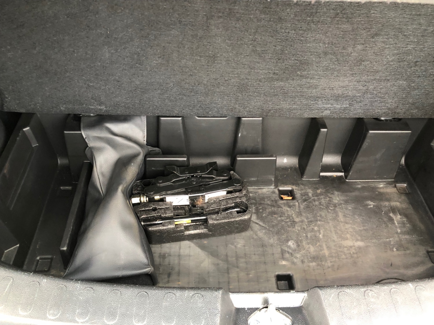 Used Suzuki Splash 2012 for sale - 76560172: Photo 30