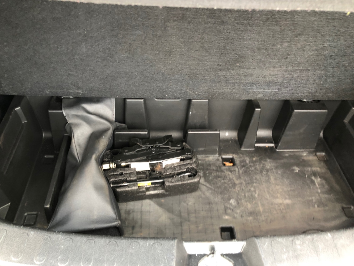 Used Suzuki Splash 2012 for sale - 76560172: Photo 31