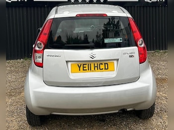 Used Suzuki Splash 2011 for sale - 76974790: Photo