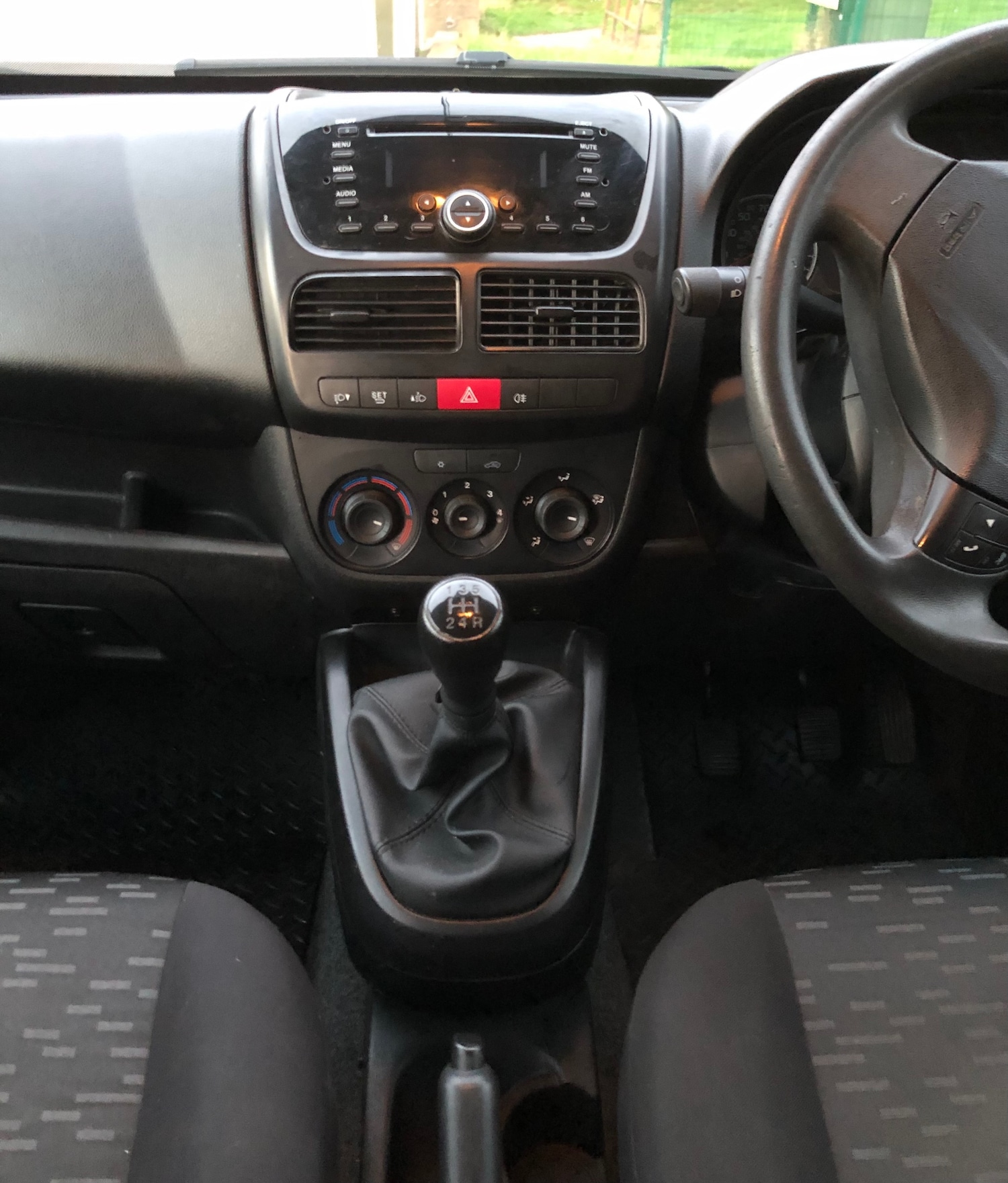 Used Vauxhall Combo 2014 for sale - 76482693: Photo 13