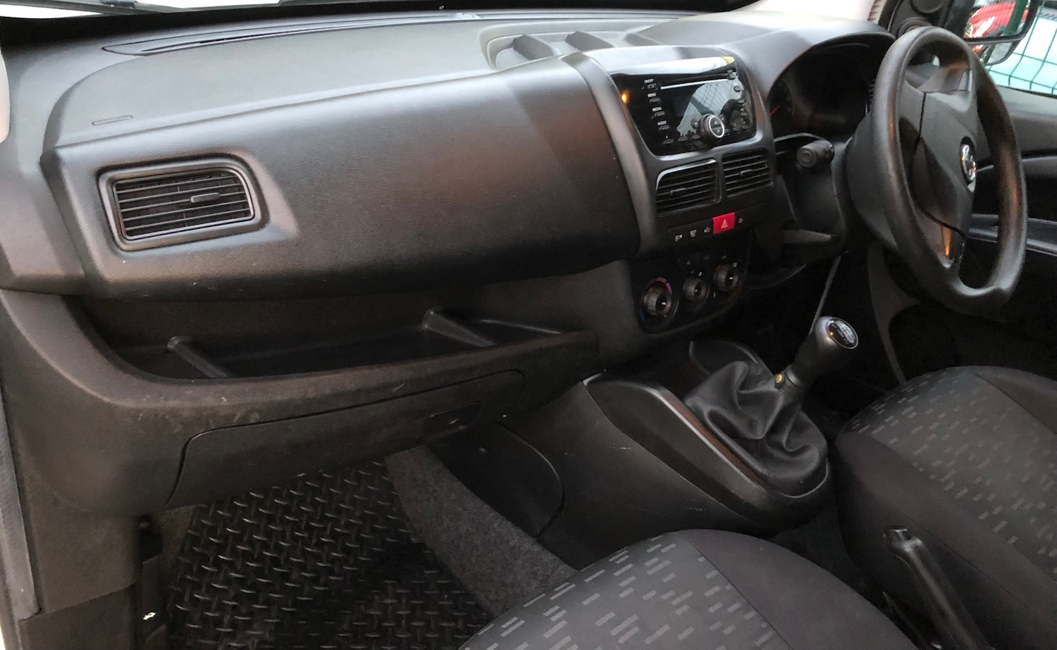 Used Vauxhall Combo 2014 for sale - 76482693: Photo 15