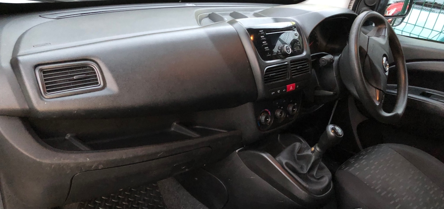 Used Vauxhall Combo 2014 for sale - 76482693: Photo 17