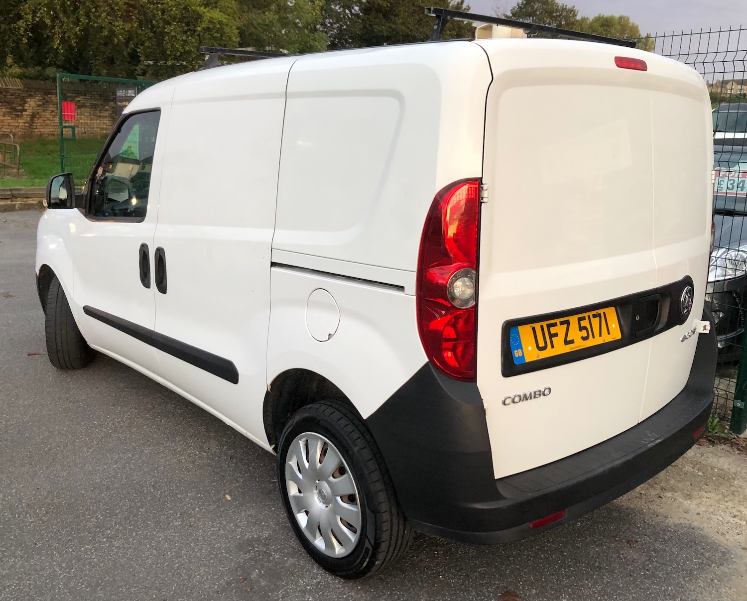 Used Vauxhall Combo 2014 for sale - 76482693: Photo 2
