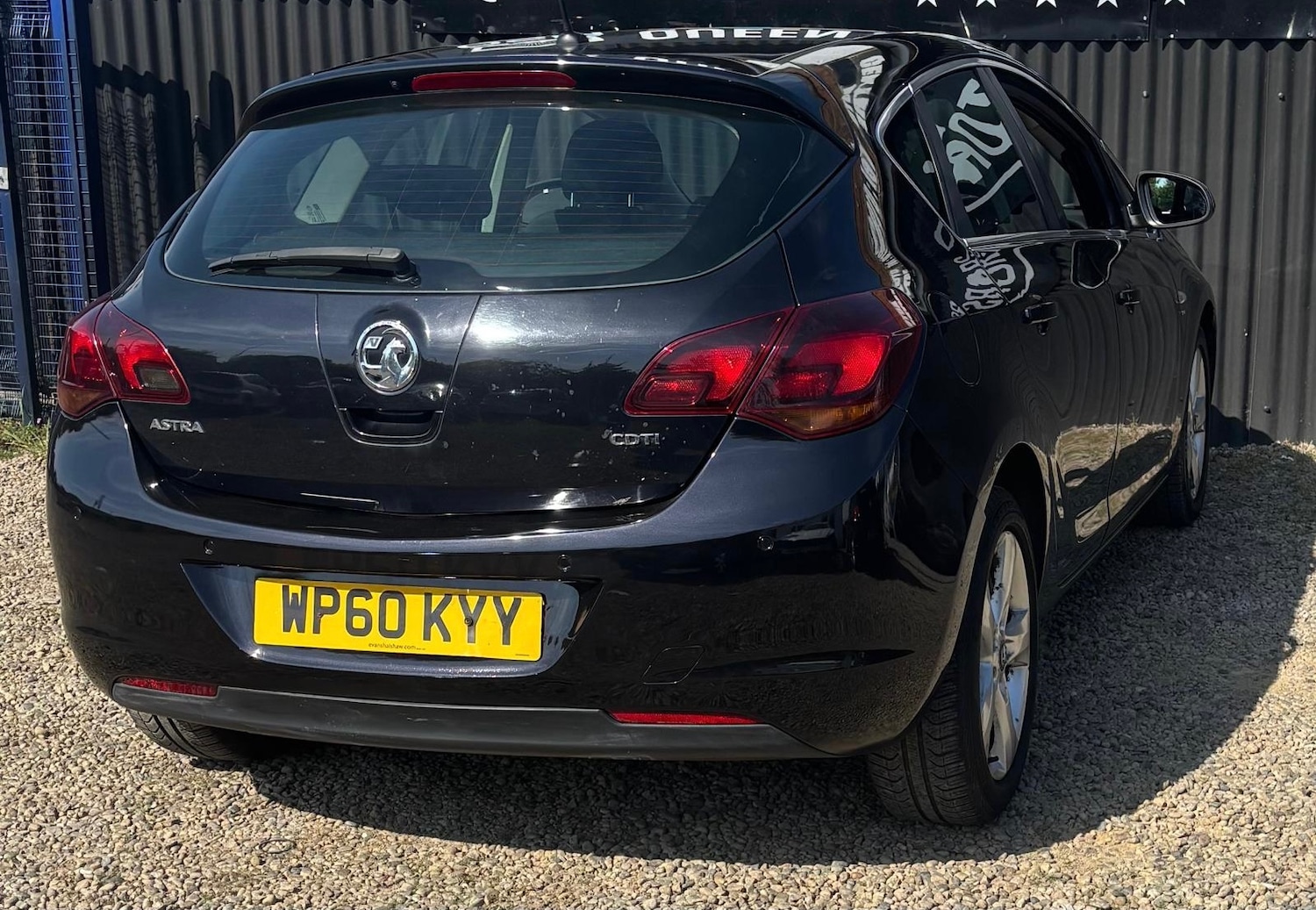 Used Vauxhall Astra 2010 for sale - 77175976: Photo 5