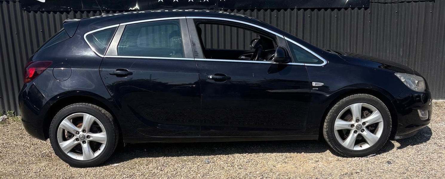 Used Vauxhall Astra 2010 for sale - 77175976: Photo 9