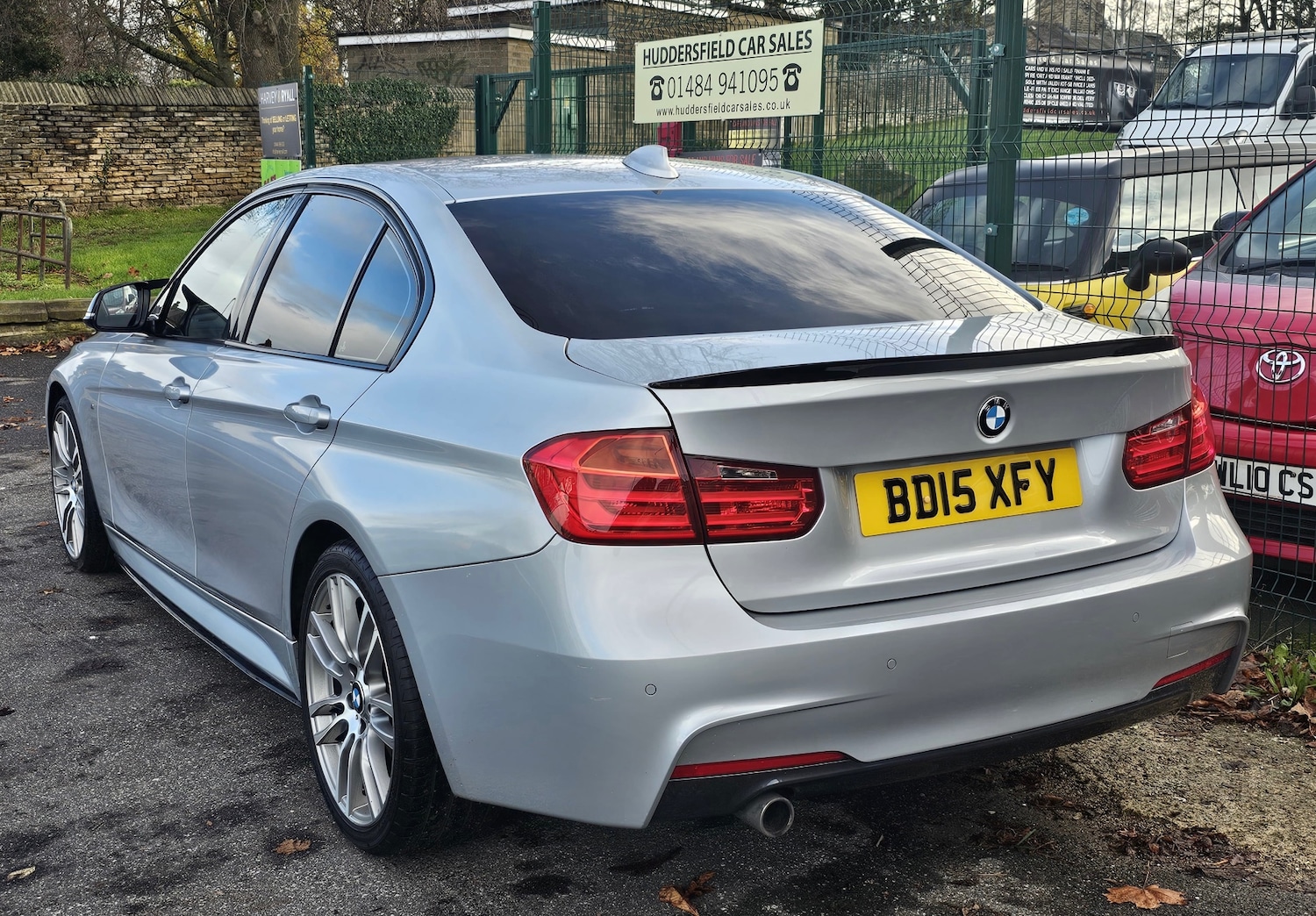 Used BMW 3 Series 2015 for sale - 76626513: Photo 2