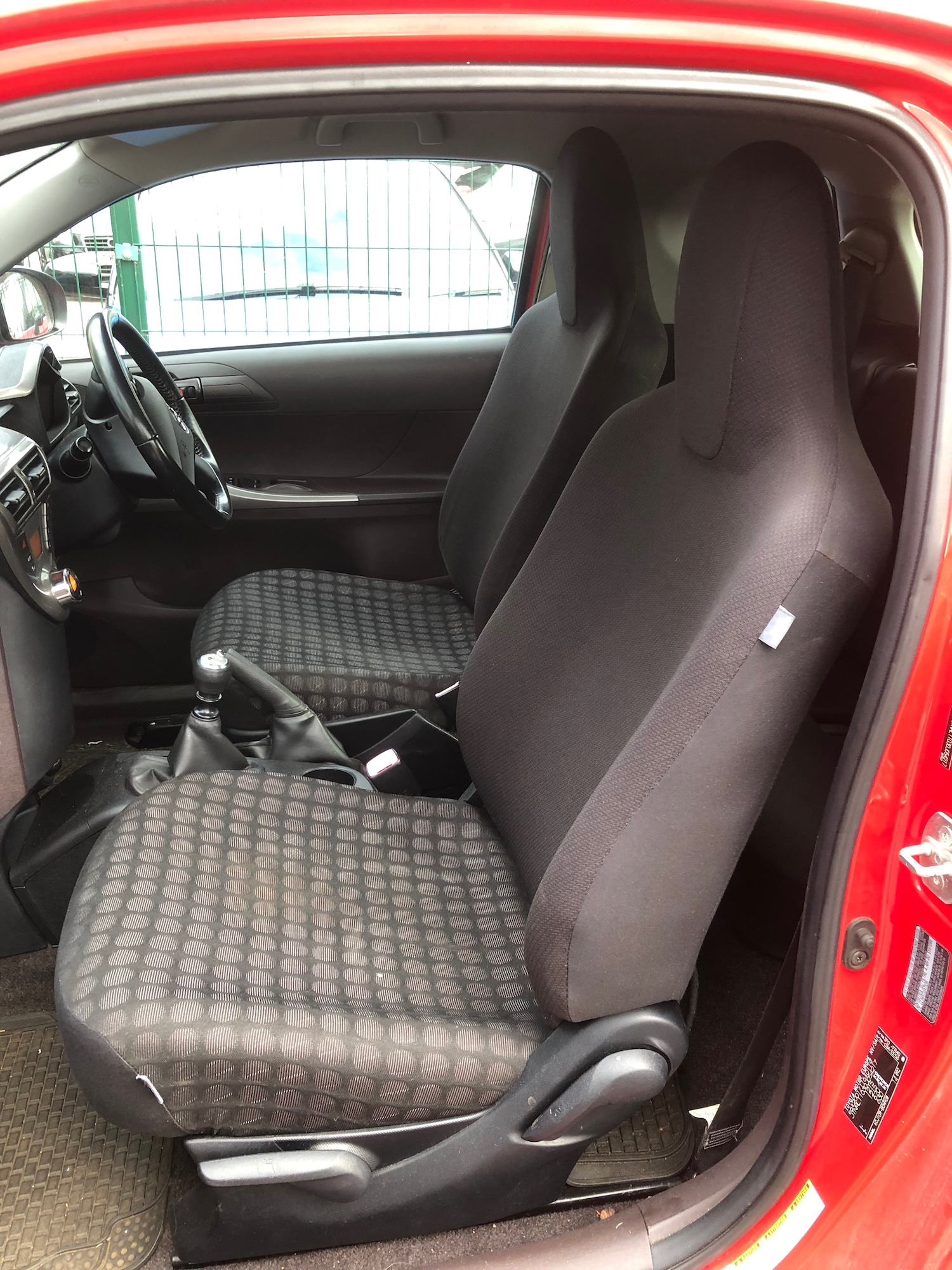 Used Toyota IQ 2010 for sale - 76482742: Photo 6