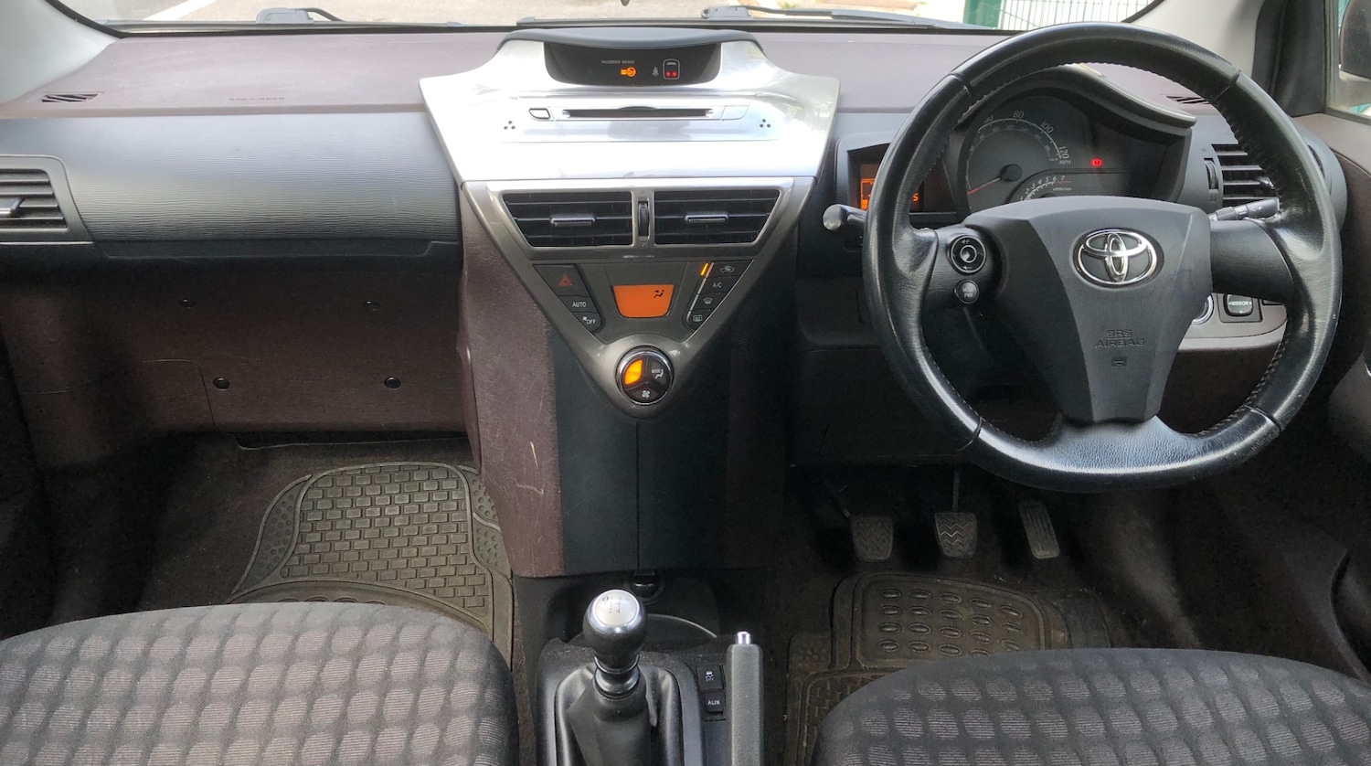 Used Toyota IQ 2010 for sale - 76482742: Photo 7