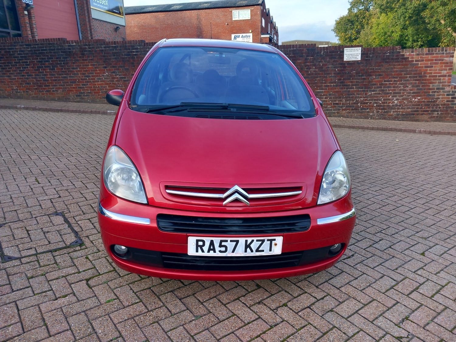 Used Citroen Xsara Picasso 2008 for sale - 76198121: Photo 2