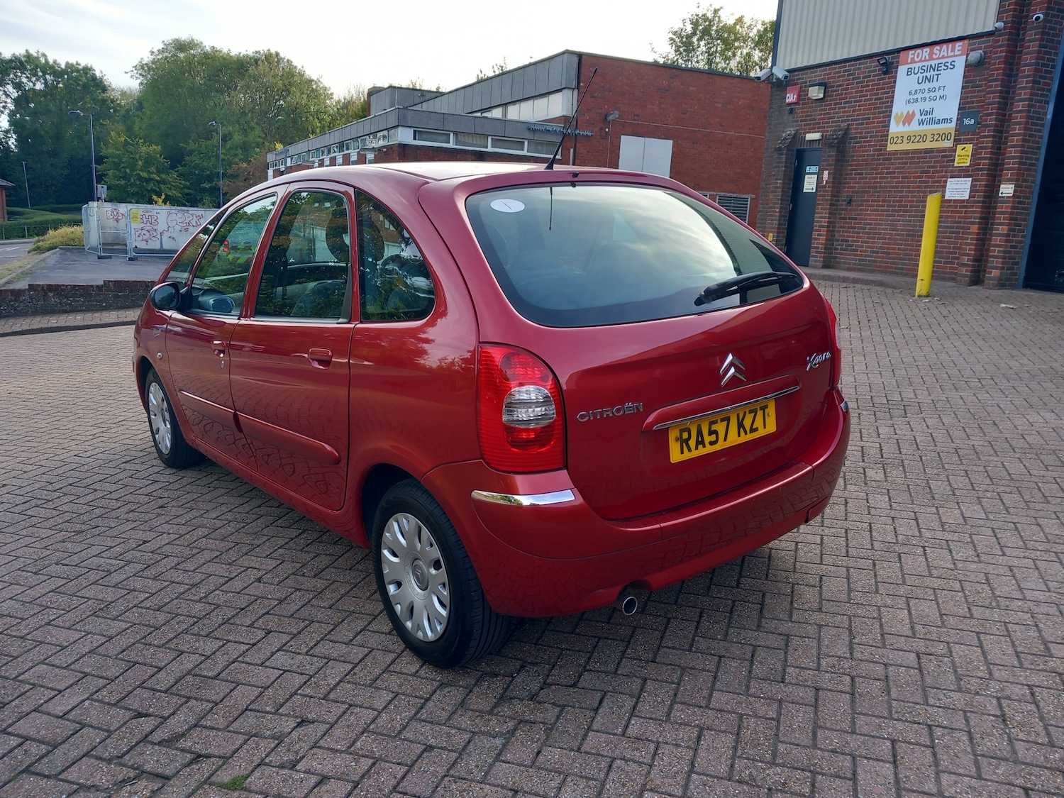 Used Citroen Xsara Picasso 2008 for sale - 76198121: Photo 5