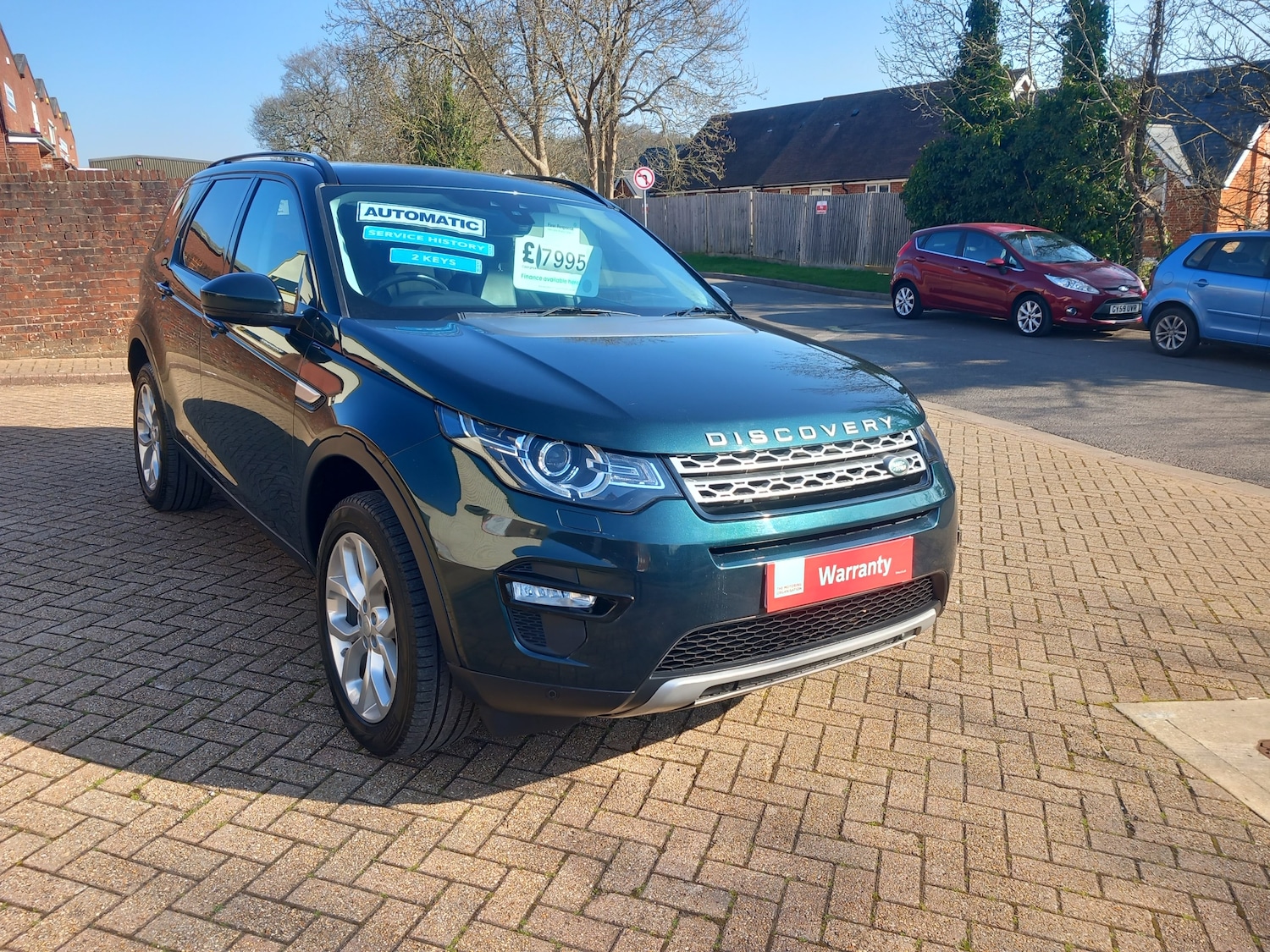 Used Land Rover Discovery Sport 2017 for sale - 77962389: Photo 1