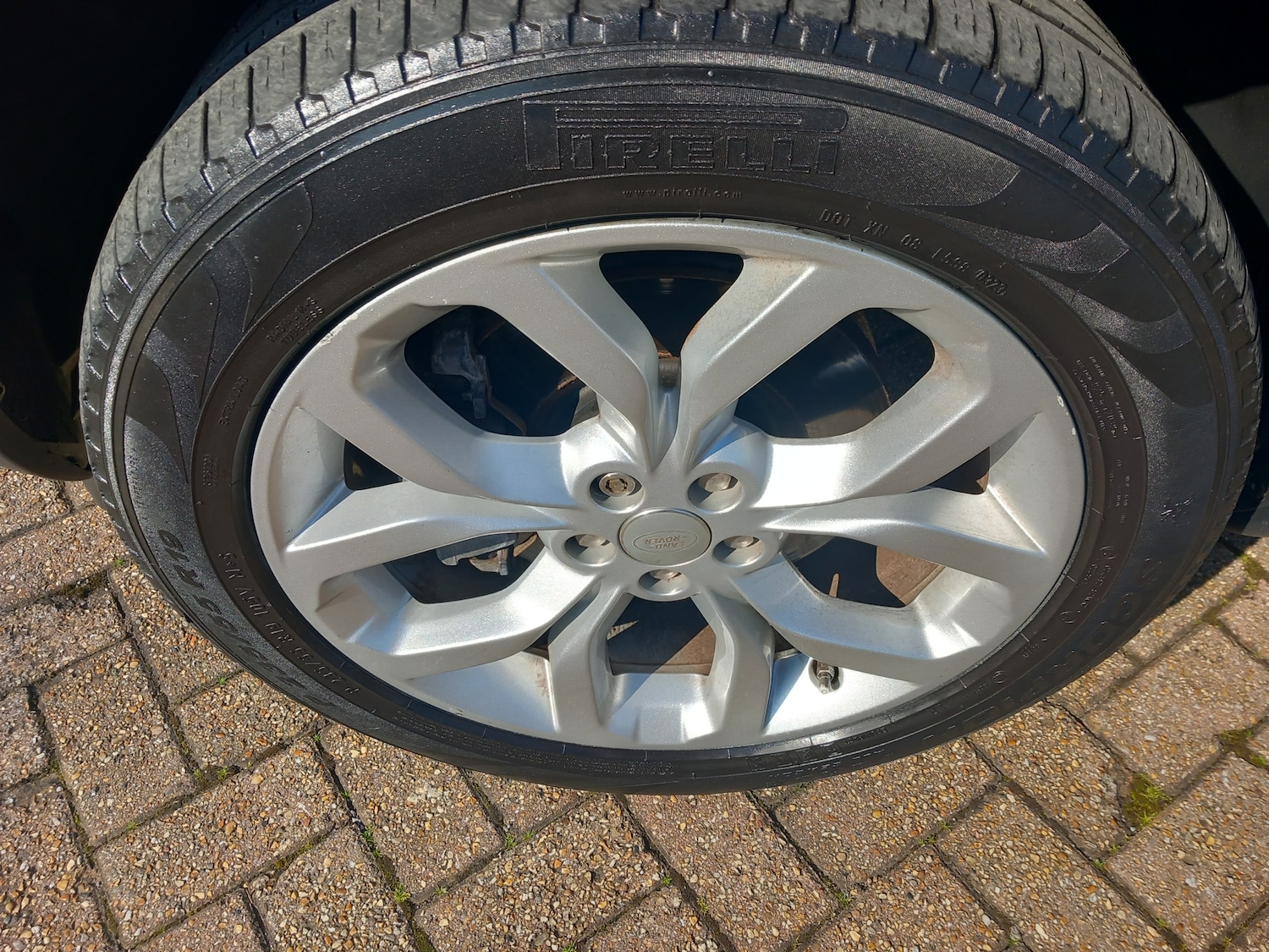 Used Land Rover Discovery Sport 2017 for sale - 77962389: Photo 5