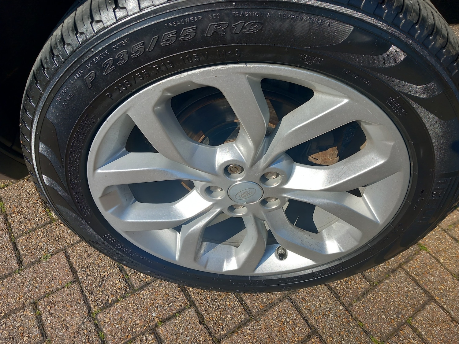 Used Land Rover Discovery Sport 2017 for sale - 77962389: Photo 6