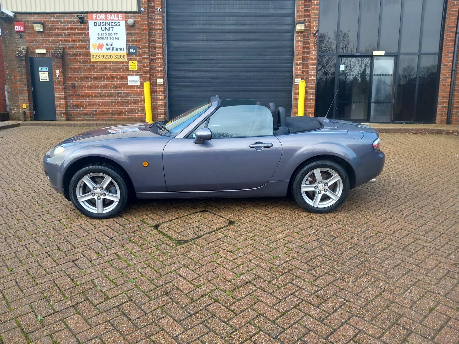 Used Mazda MX-5 2006 for sale - 76735733: Photo 4