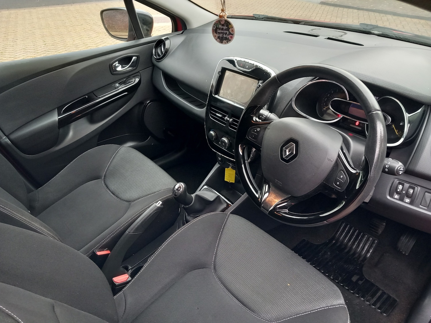 Used Renault Clio 2014 for sale - 76905190: Photo 10