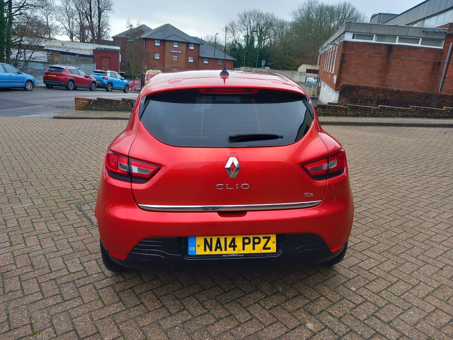 Used Renault Clio 2014 for sale - 76905190: Photo 6