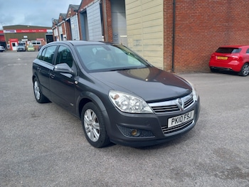 Used Vauxhall Astra 2010 for sale - 78273212: Photo