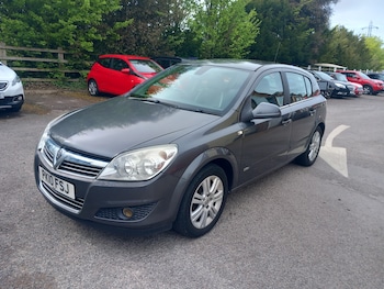 Used Vauxhall Astra 2010 for sale - 78273212: Photo