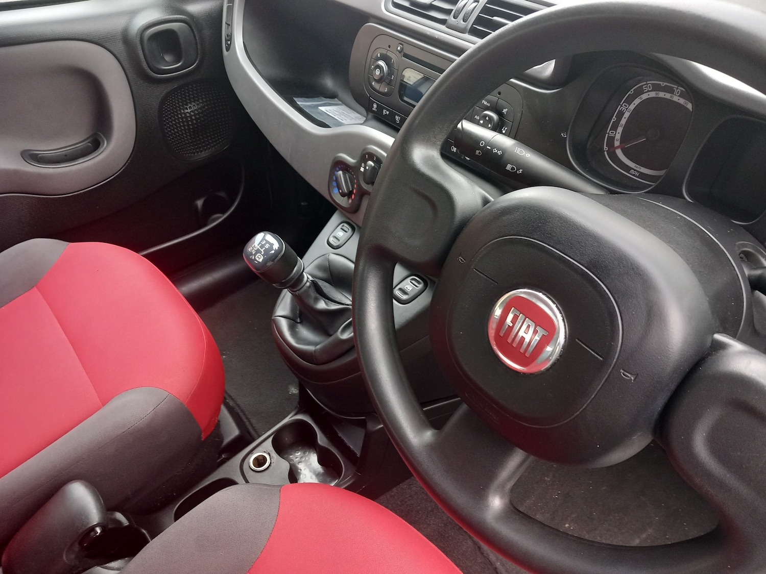 Used Fiat Panda 2015 for sale - 76508895: Photo 11