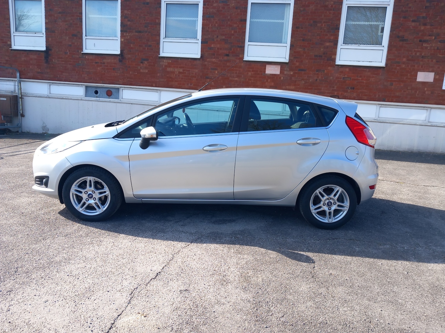 Used Ford Fiesta 2014 for sale - 77733464: Photo 4