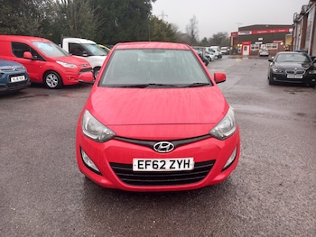 Used Hyundai i20 2013 for sale - 76972950: Photo