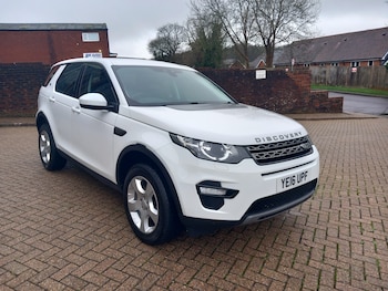 Used Land Rover Discovery Sport 2016 for sale - 78453480: Photo