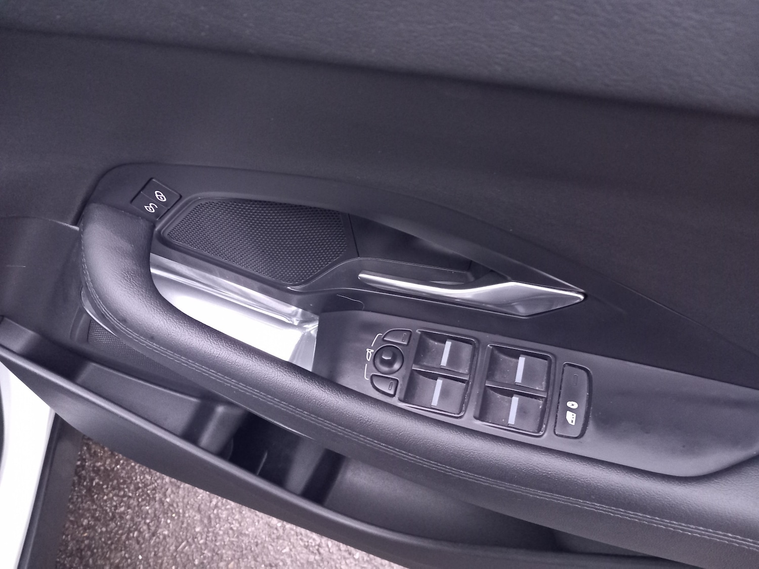 Used Jaguar E-Pace 2019 for sale - 77301657: Photo 15