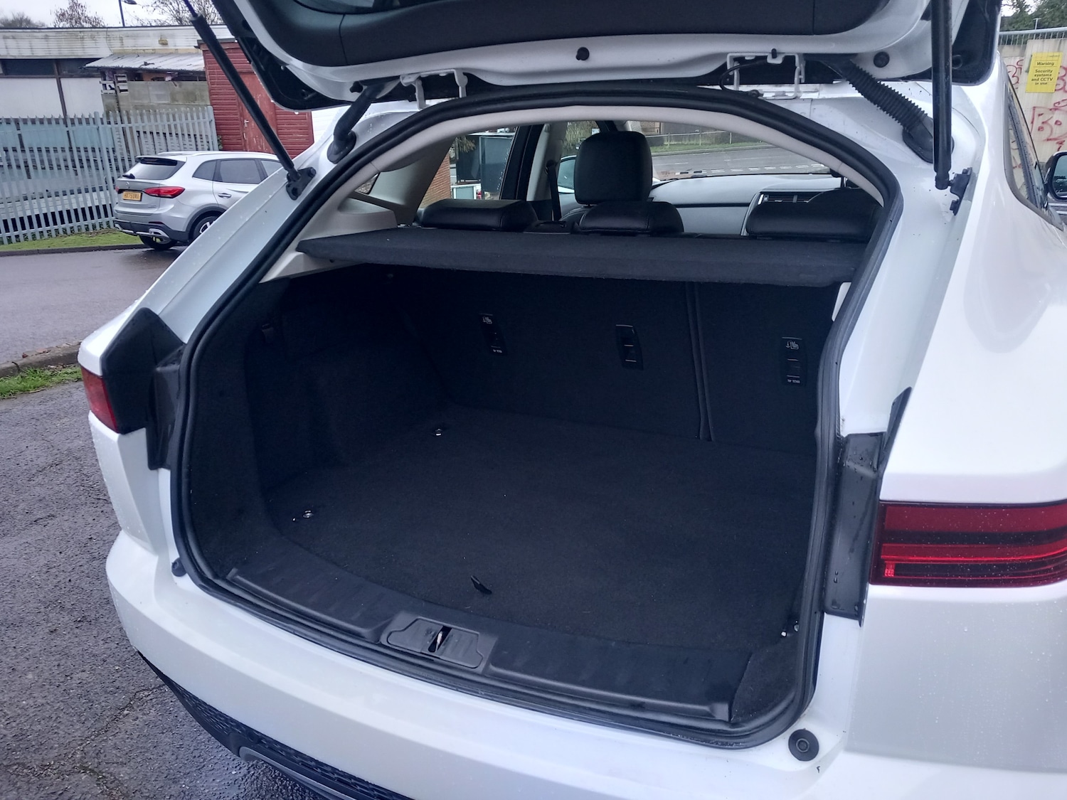 Used Jaguar E-Pace 2019 for sale - 77301657: Photo 21