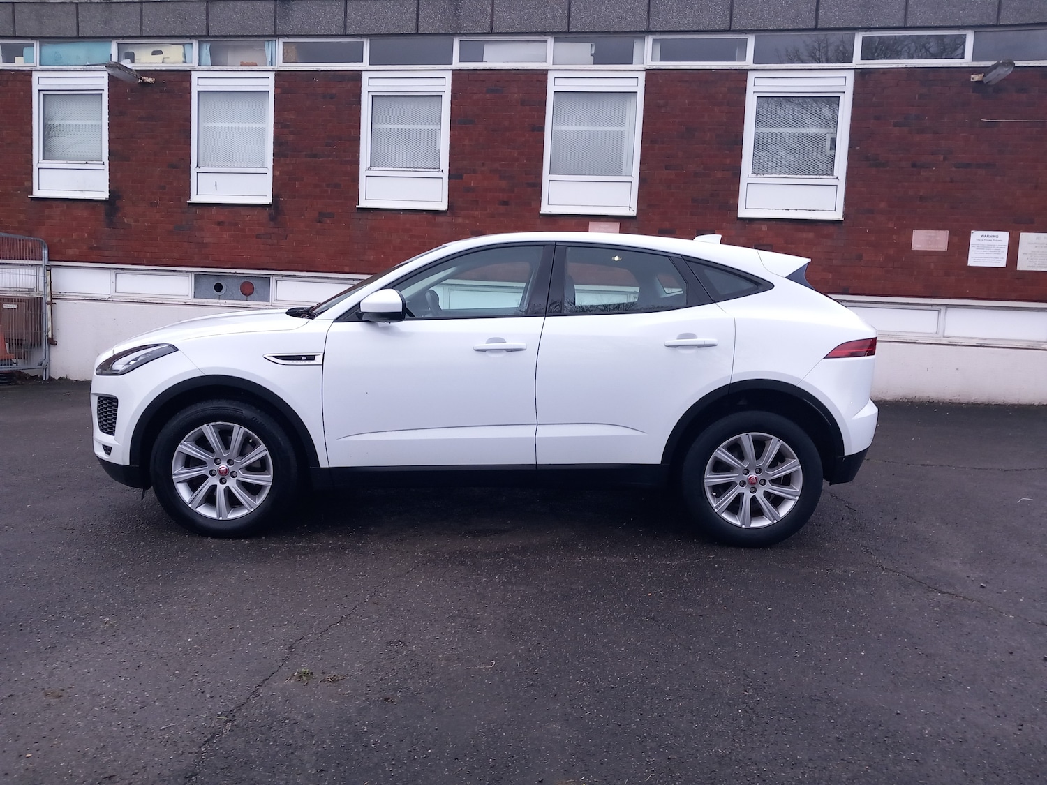 Used Jaguar E-Pace 2019 for sale - 77301657: Photo 4