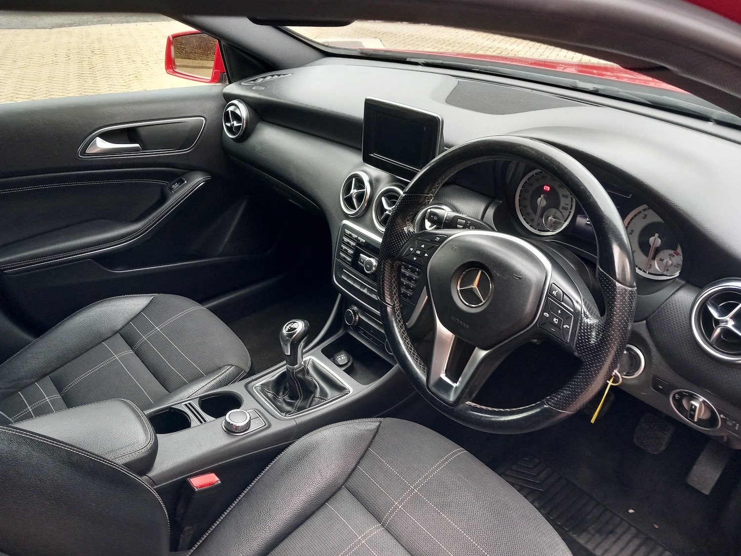 Used Mercedes-Benz A-Class 2013 for sale - 77616987: Photo 10