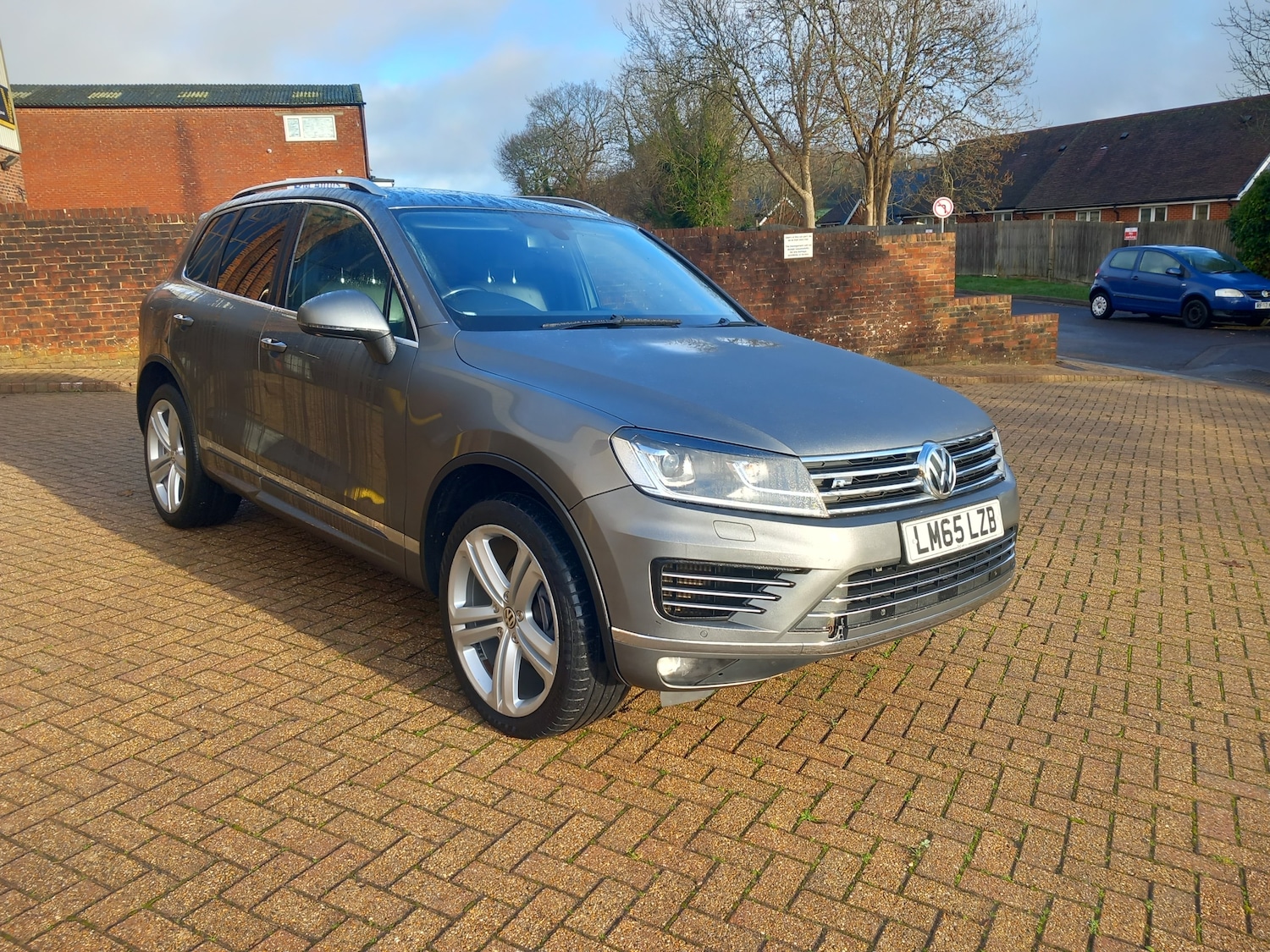 Used Volkswagen Touareg 2015 for sale - 76905189: Photo 1