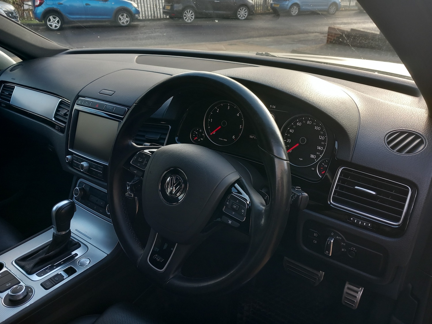 Used Volkswagen Touareg 2015 for sale - 76905189: Photo 11