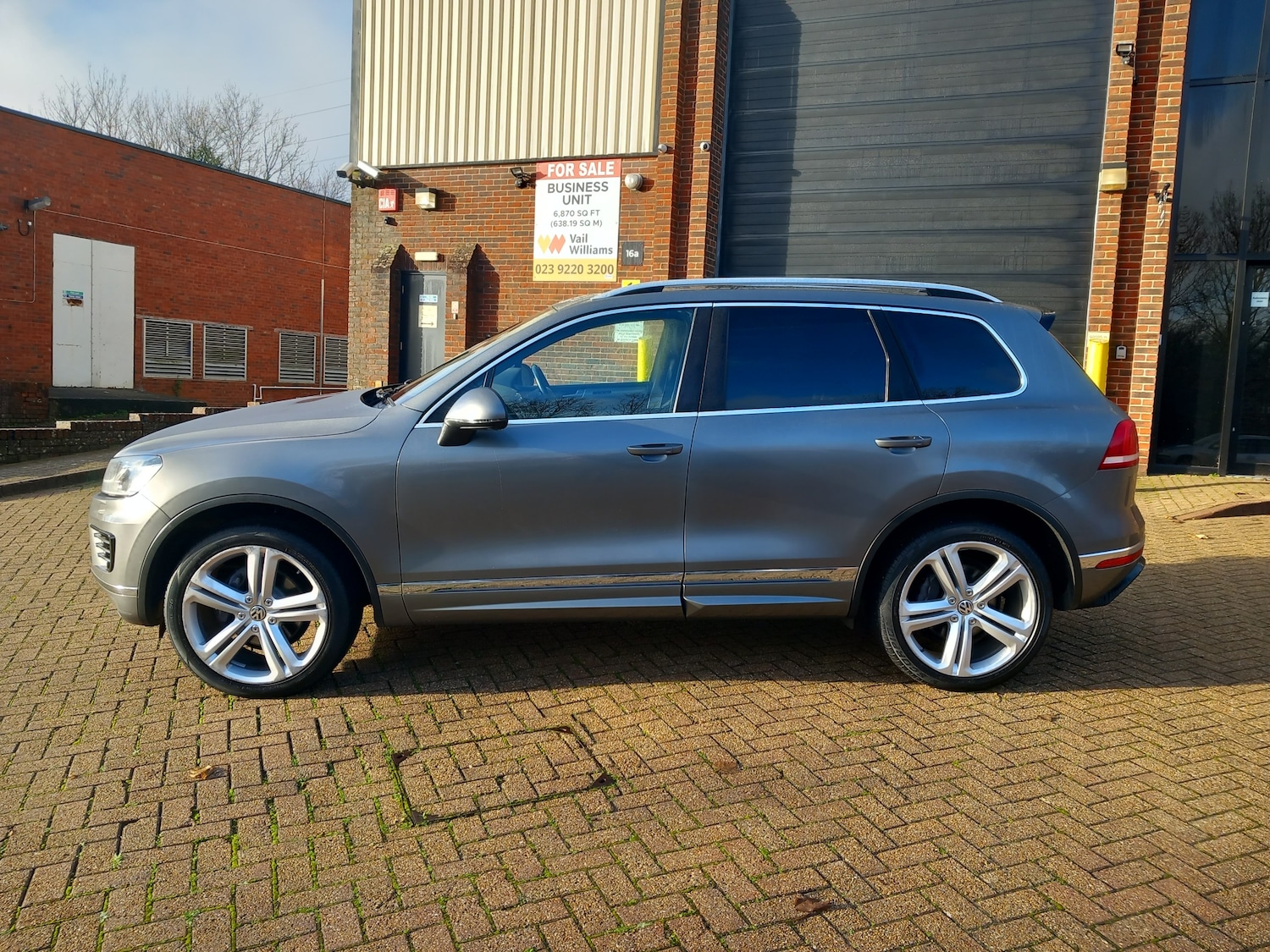 Used Volkswagen Touareg 2015 for sale - 76905189: Photo 4