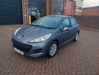 Used Peugeot 207 2010 for sale - 76762525: Photo