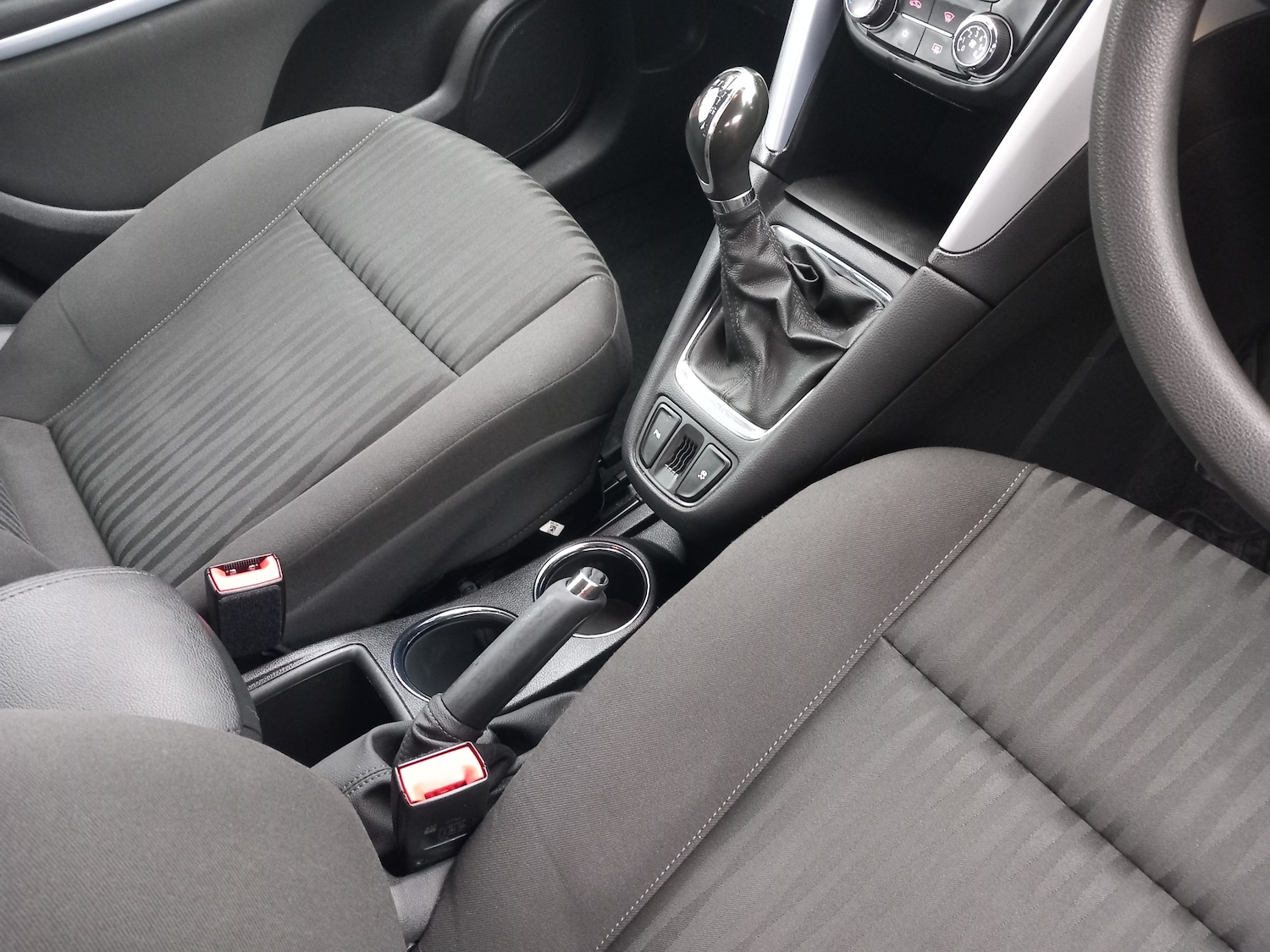 Used Vauxhall Zafira 2015 for sale - 77460450: Photo 13