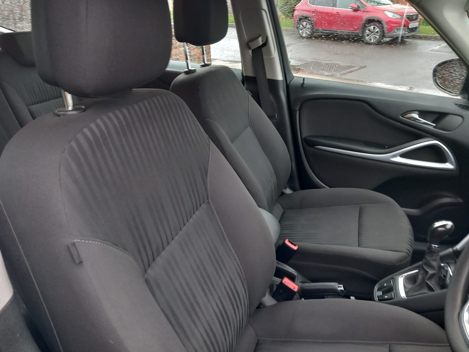 Used Vauxhall Zafira 2015 for sale - 77460450: Photo 14