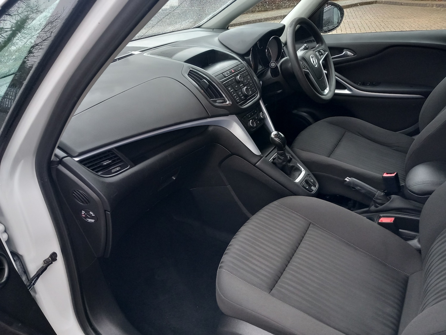 Used Vauxhall Zafira 2015 for sale - 77460450: Photo 22