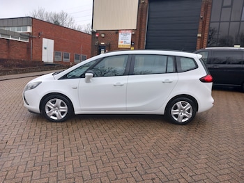Used Vauxhall Zafira 2015 for sale - 77460450: Photo