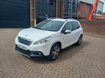Used Peugeot 2008 2015 for sale - 78182619: Photo