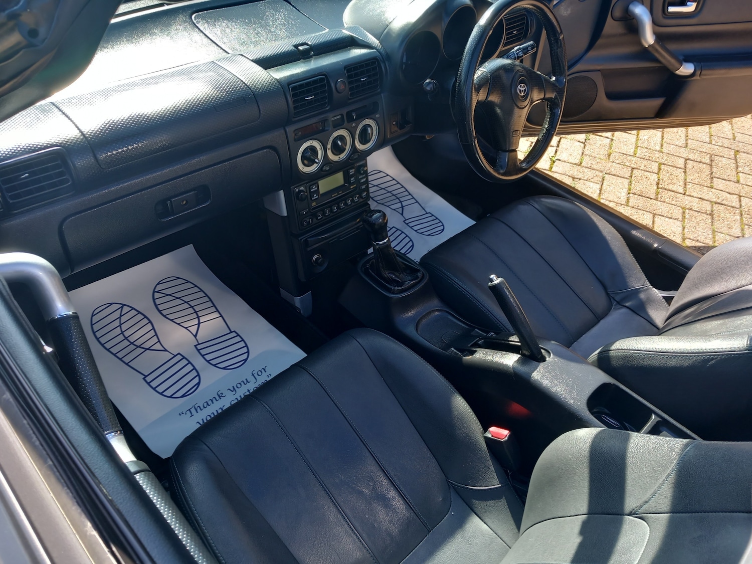 Used Toyota MR2 2004 for sale - 77890558: Photo 17