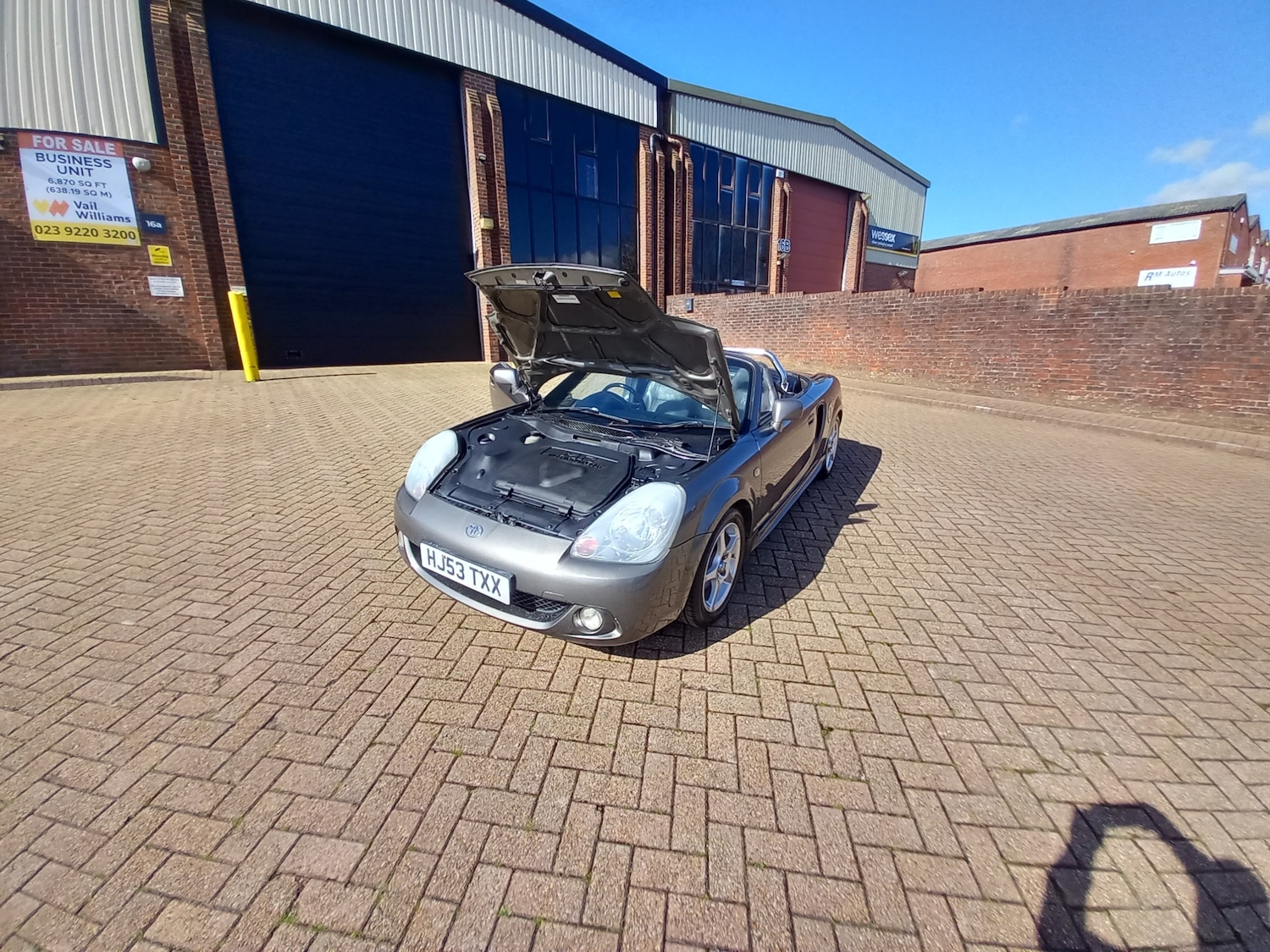 Used Toyota MR2 2004 for sale - 77890558: Photo 19