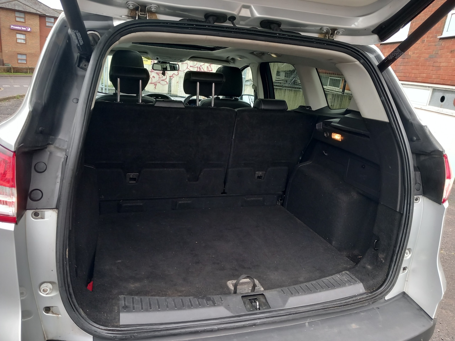 Used Ford Kuga 2014 for sale - 77350483: Photo 11