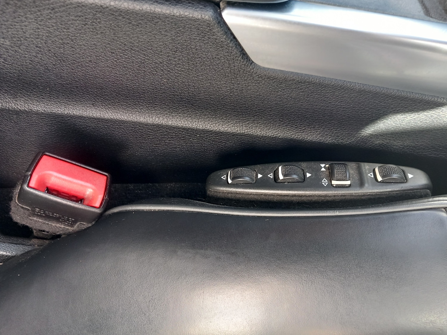 Used Mercedes-Benz E Class 2015 for sale - 76836556: Photo 16